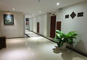 Aristocrat Residence & Hotel