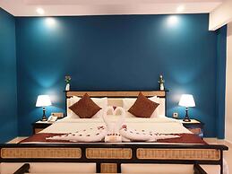 Aristocrat Residence & Hotel