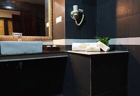 Aristocrat Residence & Hotel