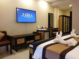 Aristocrat Residence & Hotel