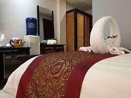 Aristocrat Residence & Hotel