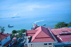 Aristocrat Residence & Hotel