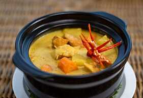 Aristocrat Residence & Hotel