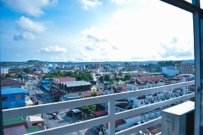 Aristocrat Residence & Hotel