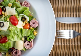 Aristocrat Residence & Hotel