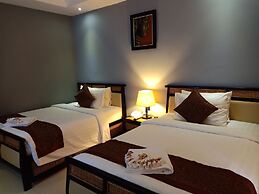 Aristocrat Residence & Hotel