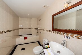 Aristocrat Residence & Hotel