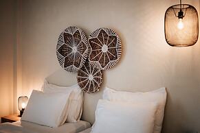 Eliros Mare Beachfront Poem Hotel