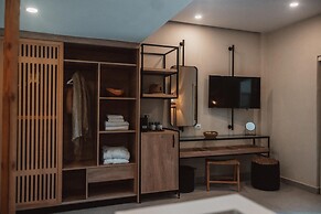 Eliros Mare Beachfront Poem Hotel