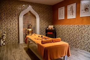 Royal Taj Mahal - All Inclusive