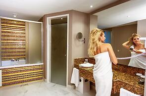 Royal Taj Mahal - All Inclusive