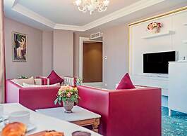 Royal Taj Mahal - All Inclusive