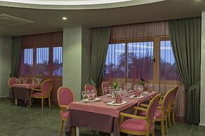 Royal Taj Mahal - All Inclusive