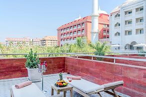 Royal Taj Mahal - All Inclusive