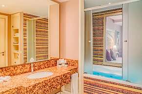 Royal Taj Mahal - All Inclusive