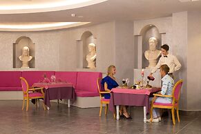 Royal Taj Mahal - All Inclusive