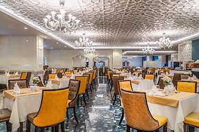 Royal Taj Mahal - All Inclusive