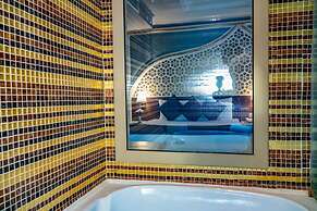 Royal Taj Mahal - All Inclusive