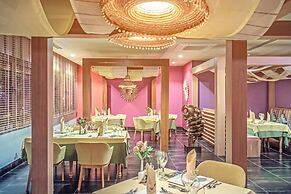 Royal Taj Mahal - All Inclusive