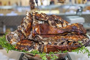 Royal Taj Mahal - All Inclusive