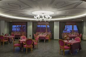 Royal Taj Mahal - All Inclusive