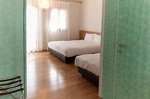 Elliot Osteria e Dormire in collina