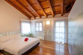 Elliot Osteria e Dormire in collina