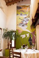 Elliot Osteria e Dormire in collina