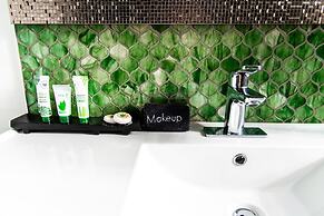 American Classic Inn