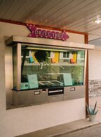American Classic Inn
