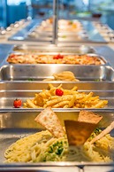 Vrissaki Beach Hotel