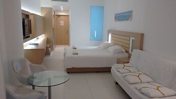 Vrissaki Beach Hotel