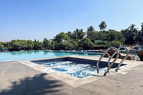 Acron Waterfront Resort