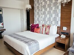 Acron Waterfront Resort