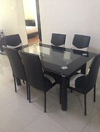 Luxury Service Suite At Taragon KL