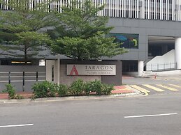 Luxury Service Suite At Taragon KL