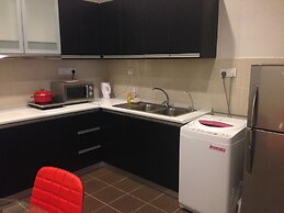 Luxury Service Suite At Taragon KL