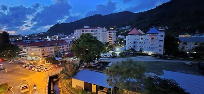 Hotel The Journey Patong New