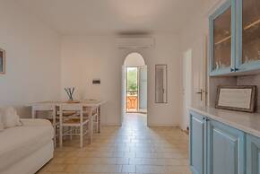 Baia de Bahas Residence