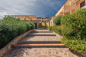 Baia de Bahas Residence