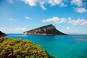 Baia de Bahas Residence