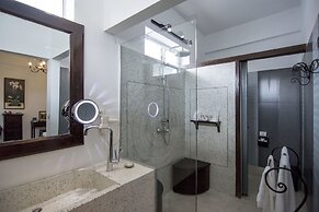 Mane Boutique Hotel & Spa