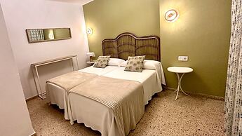 Poniente Playa Aparthotel