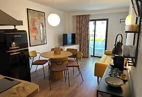 Poniente Playa Aparthotel