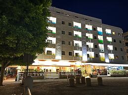 Poniente Playa Aparthotel