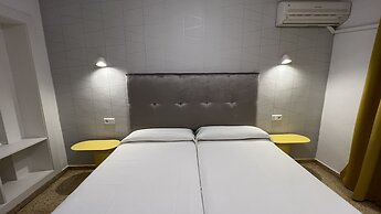 Poniente Playa Aparthotel