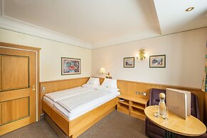 Hotel Alpina