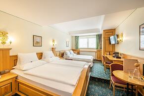 Hotel Alpina