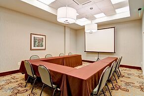 Hilton Garden Inn Woodbridge