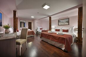 Boutique Residence by Little King